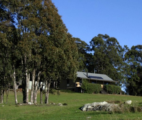 Lovely rustic cabin, near Wollemi National Park