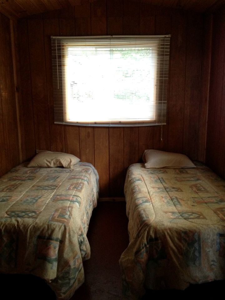 Cozy Cabin Fishing Trip on Whitewater Lake near Ogoki River in Thunder Bay, Ontario