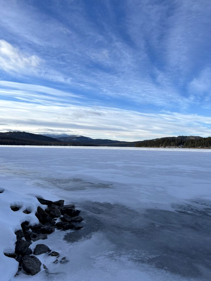 Wilderness Retreat in Montana: Luxurious Mountain Glamping Experience on Lake McGregor