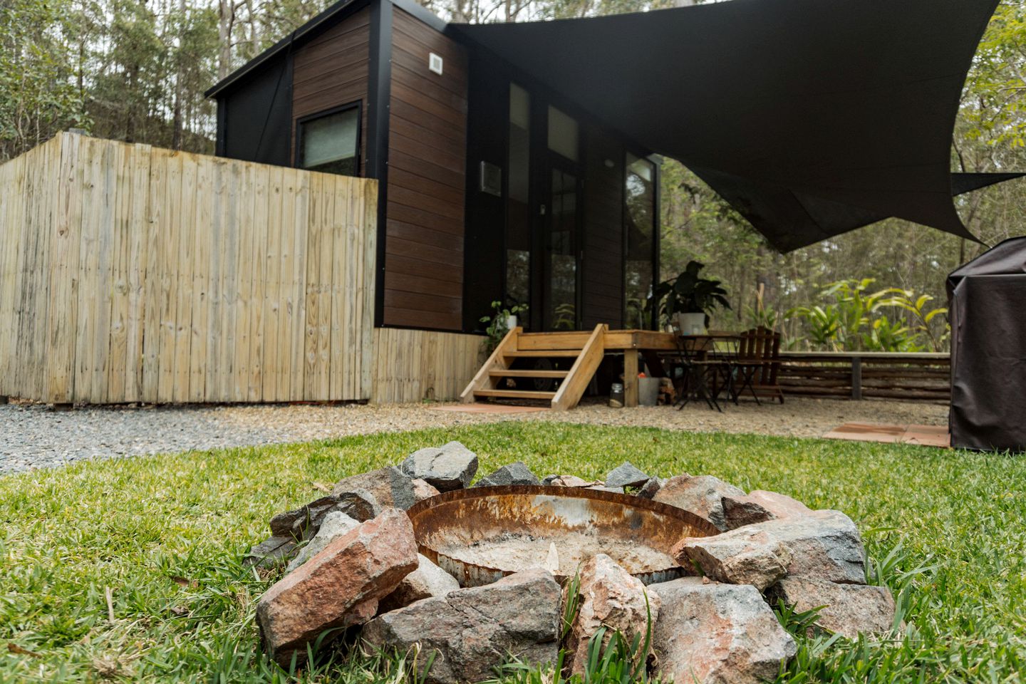 Luxurious Tiny House with Outdoor Barbecue Perfect for Water Activities in Victoria, Australia