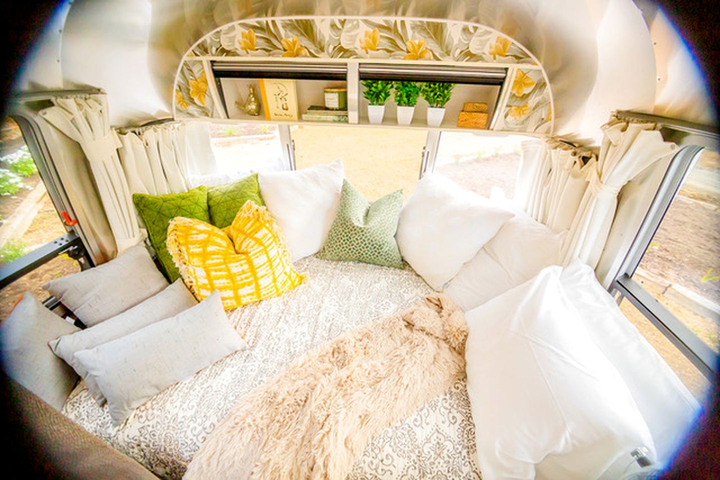 Beautiful Airstream Glamping Site for Romantic Weekends Away in North Carolina