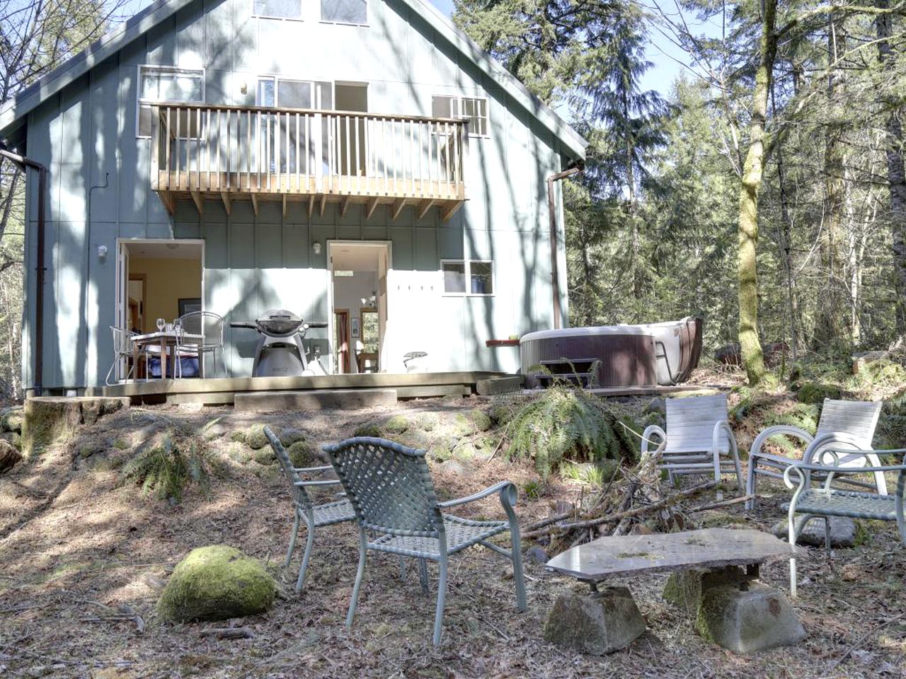 Cabin near Brightwood, Oregon