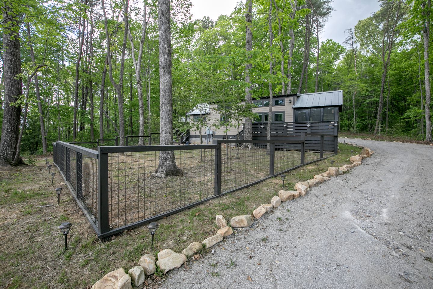 Beautiful Cottage with Nice Forest Sights in Tracy City, Tennessee