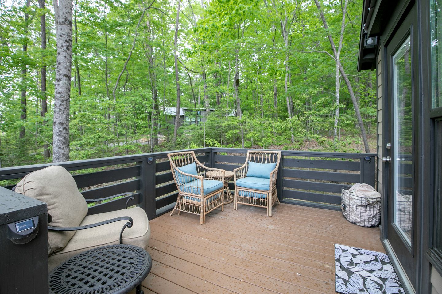 Beautiful Cottage with Nice Forest Sights in Tracy City, Tennessee