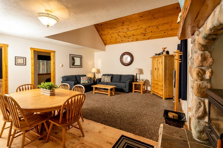 Cabins (United States of America, Donnelly, Idaho)
