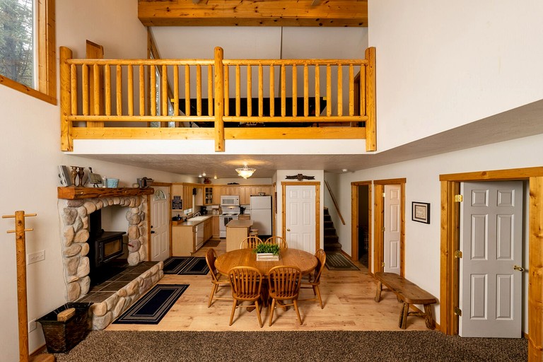 Cabins (United States of America, Donnelly, Idaho)