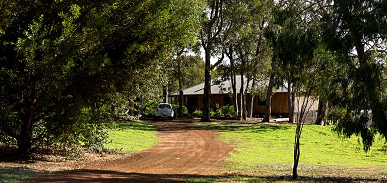 Cottages (Yallingup, Western Australia, Australia)