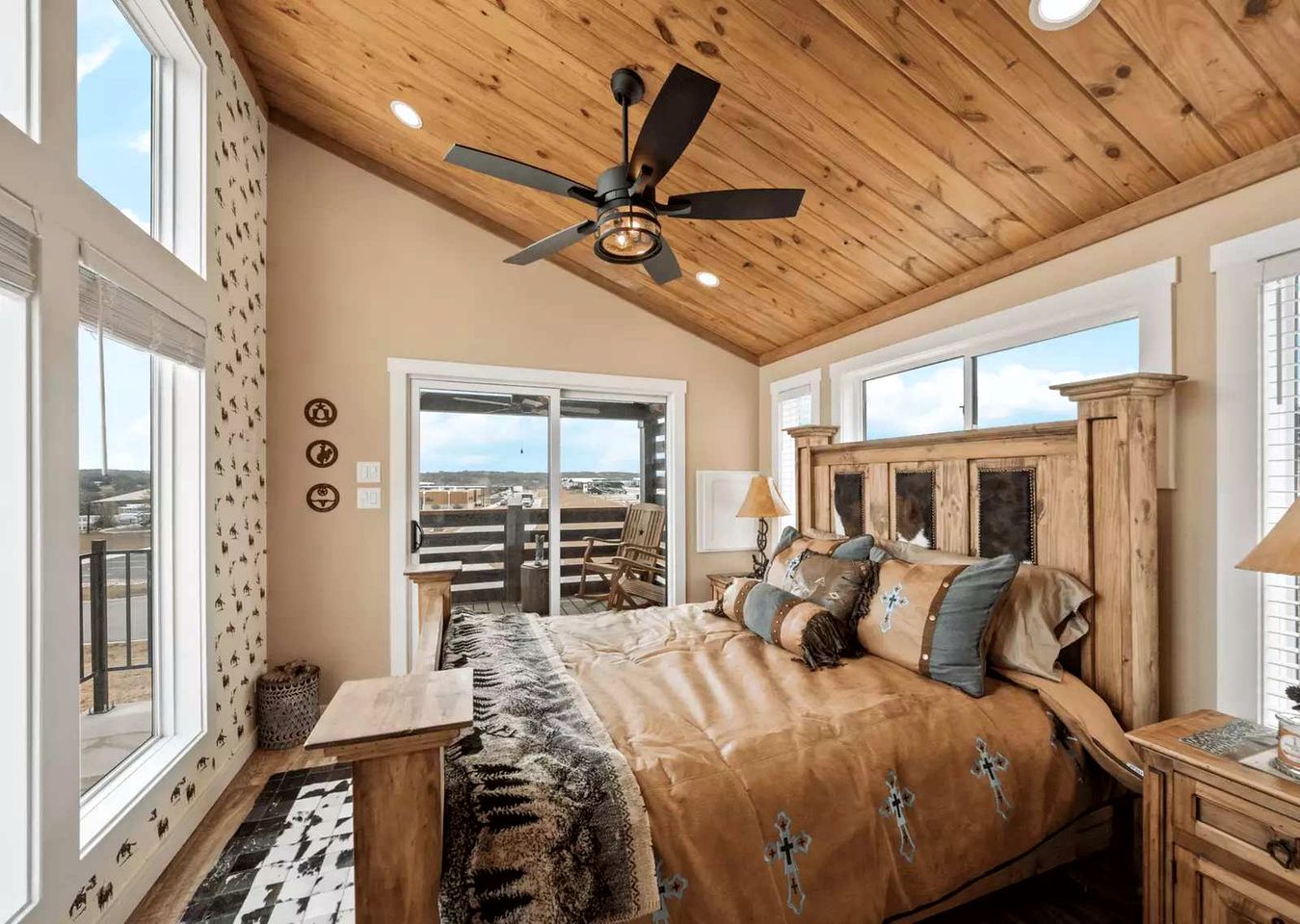 Boutique Tiny Home Getaway with Resort-Style Amenities Near Fredericksburg, TX
