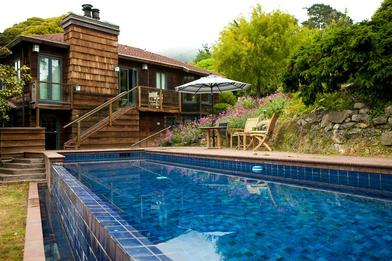 Willow Camp Estate and "R" House Beach Villa, Beach Houses, Stinson