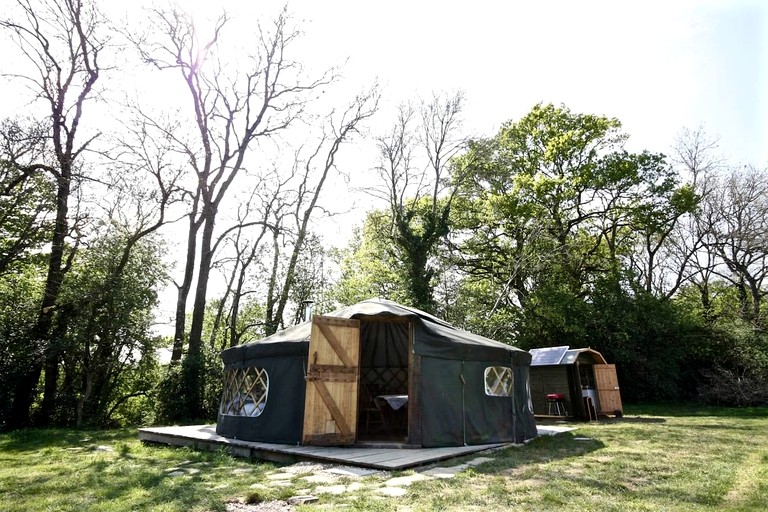 Hidden Gem Yurt with Rustic Charm in England, United Kingdom