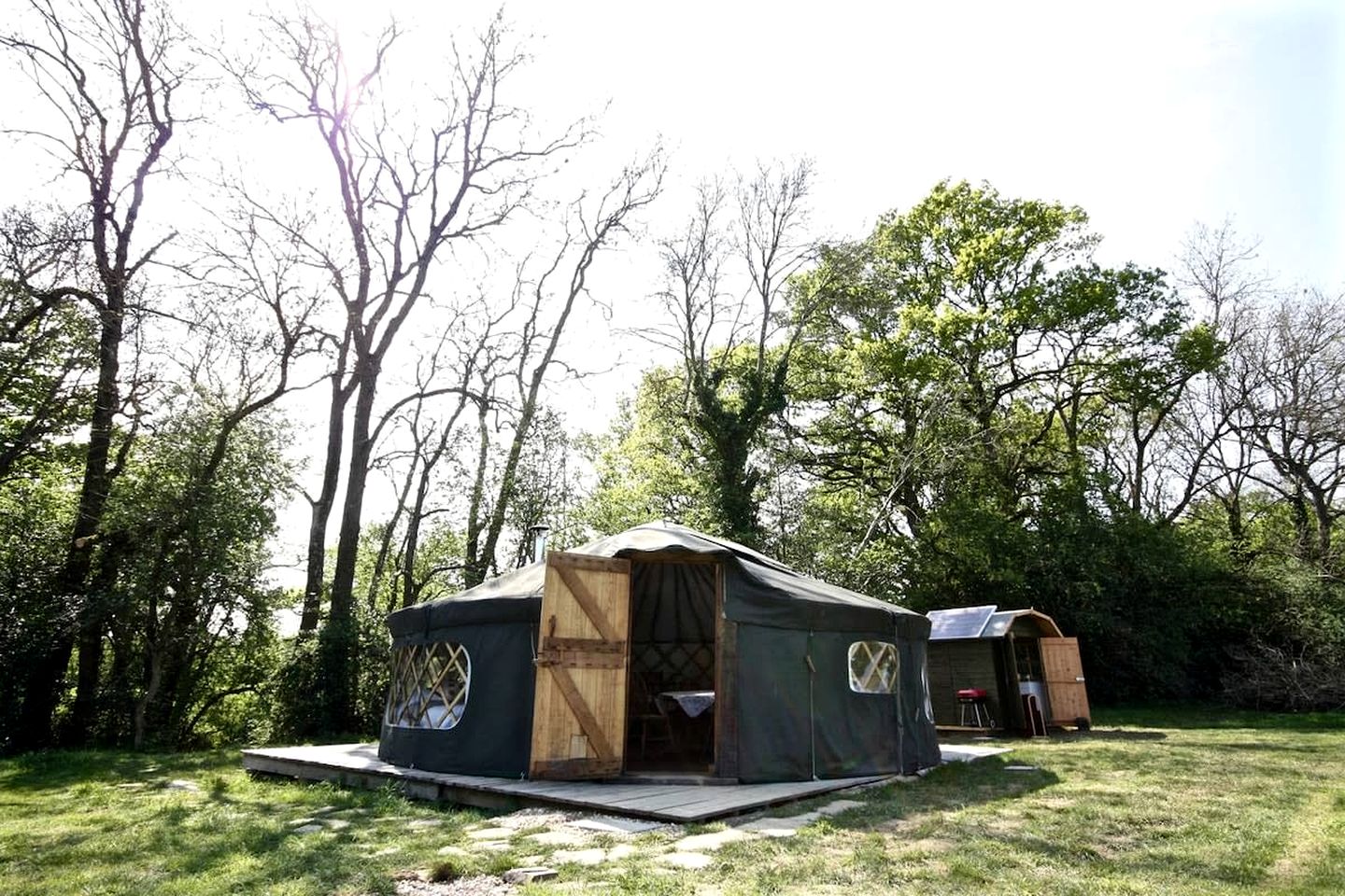 Hidden Gem Yurt with Rustic Charm in England, United Kingdom