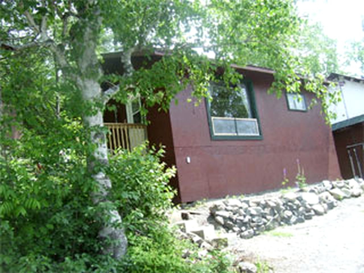 Wilson Lake Cottages, Cottages 27457, Temagami, Canada Glamping Hub