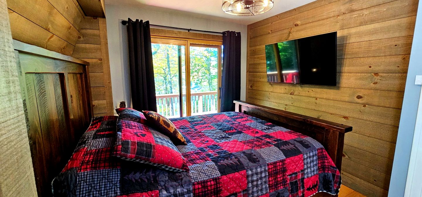 Secluded Cabin with River Access in Greenville, Maine