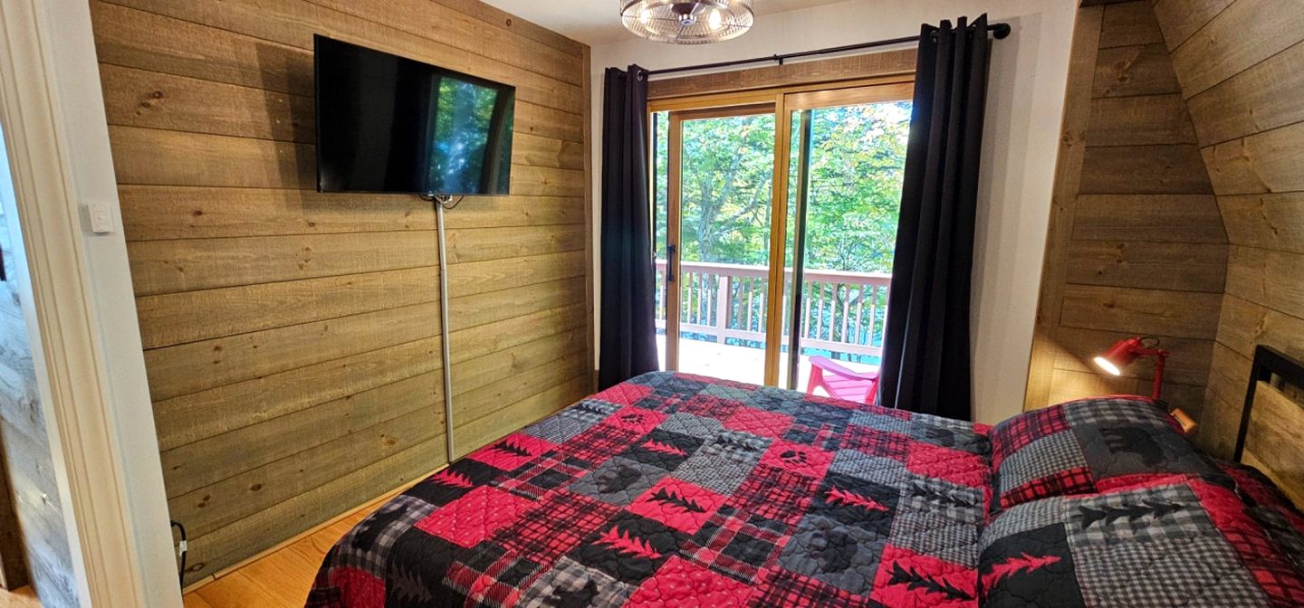 Secluded Cabin with River Access in Greenville, Maine