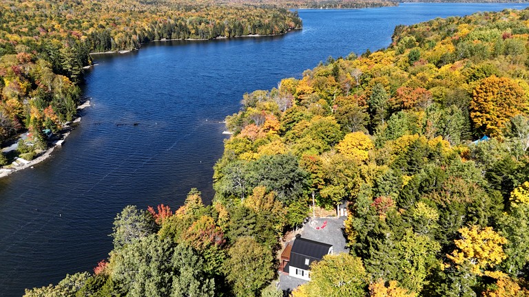 Cabins (United States of America, Greenville, Maine)
