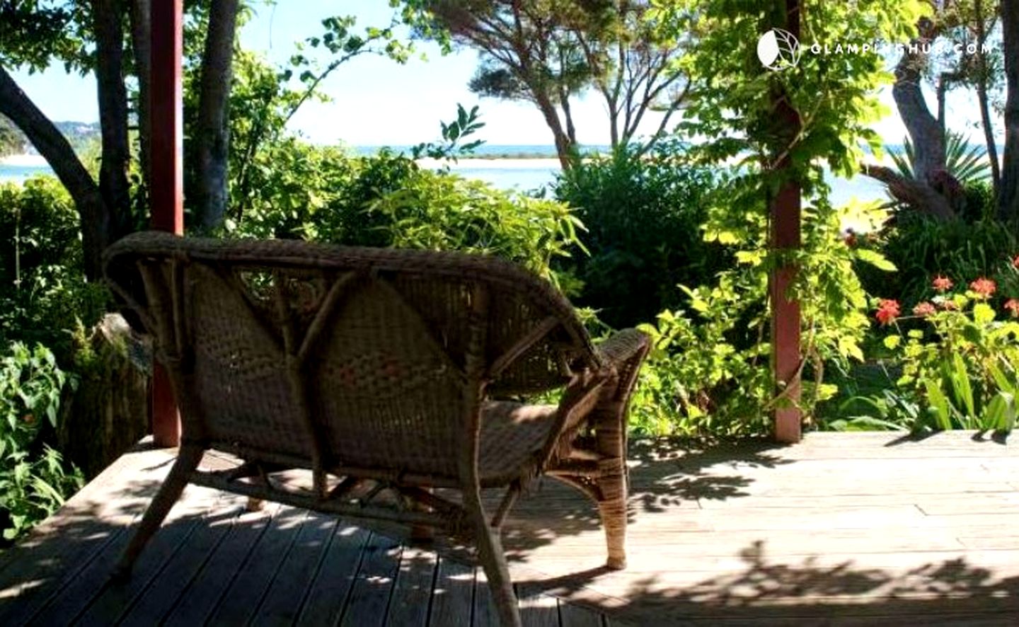 Luxury All-Inclusive Waterfront Lodge Rental for Tasman Bay Holiday in Motueka, New Zealand