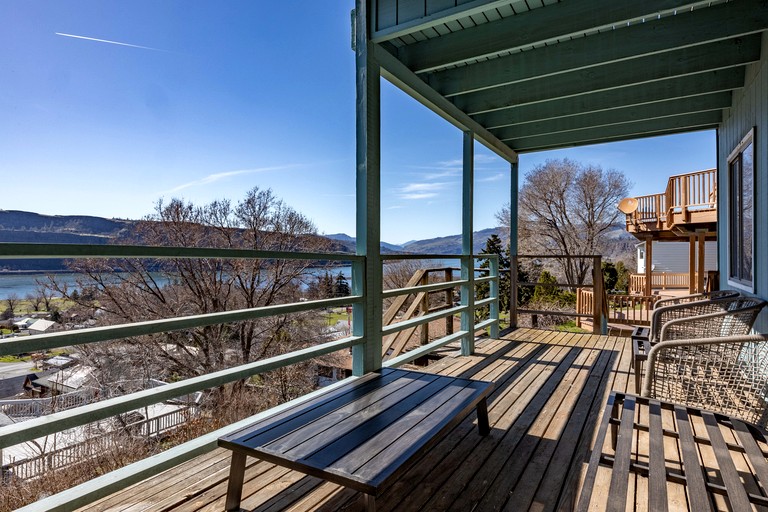 Vacation Rentals (United States of America, Lyle, Washington)