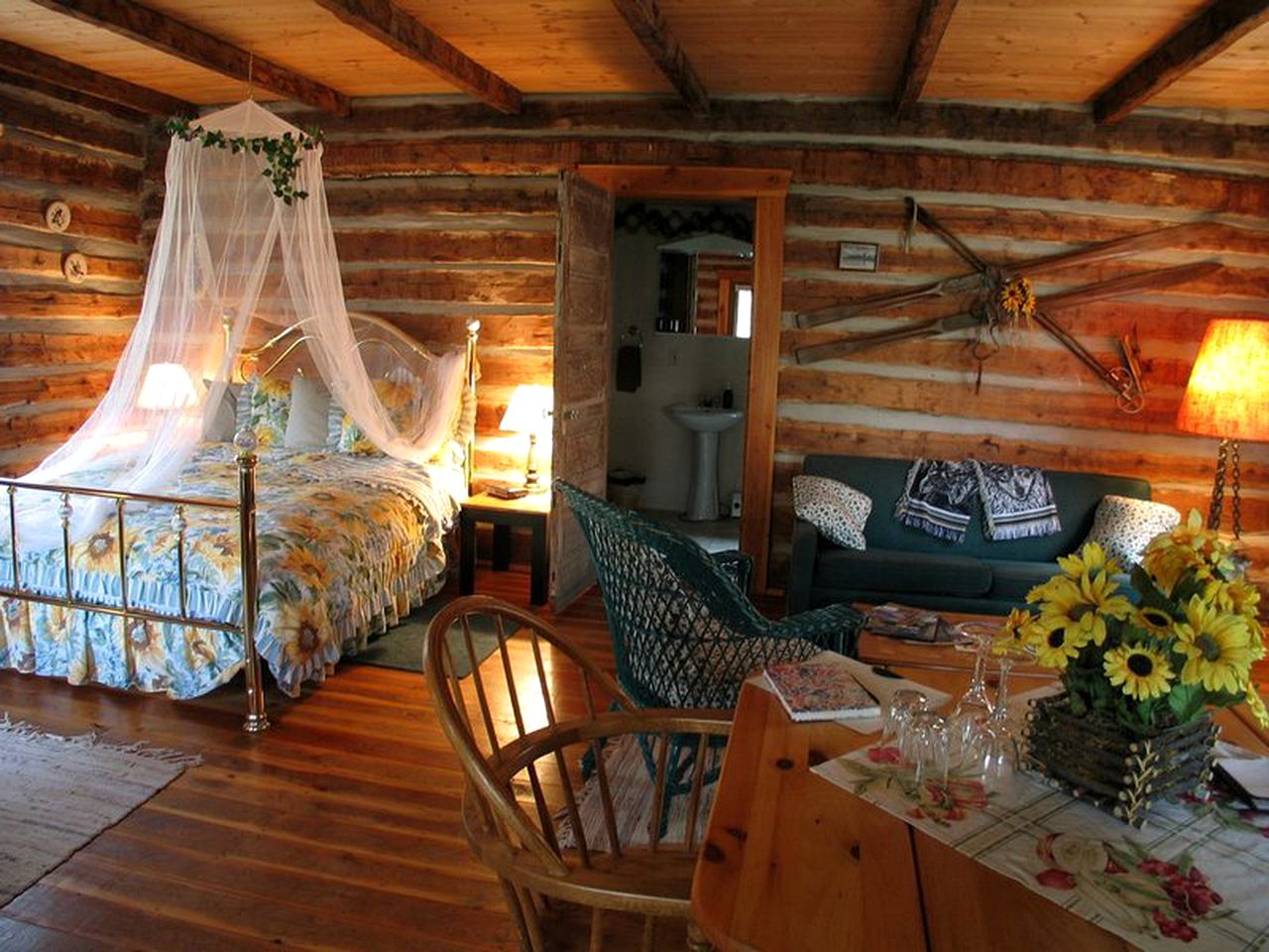 Lake Windermere Glamping Vacation Rental in British Columbia, Canada