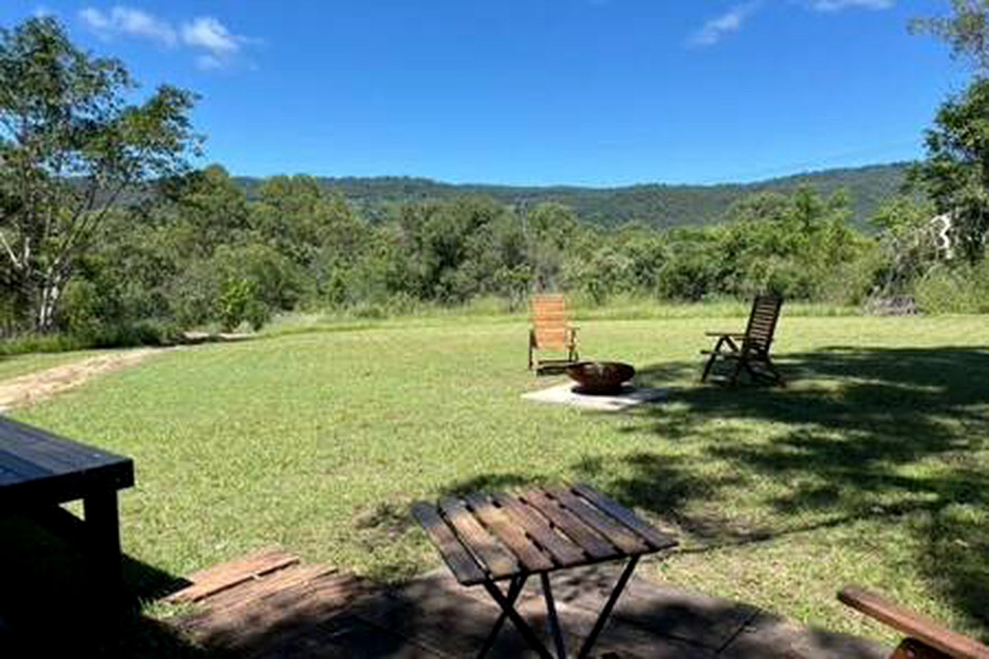 Wonderful Tiny House with Amazing Views and Lovely Exterior in Wights Mountain, Queensland