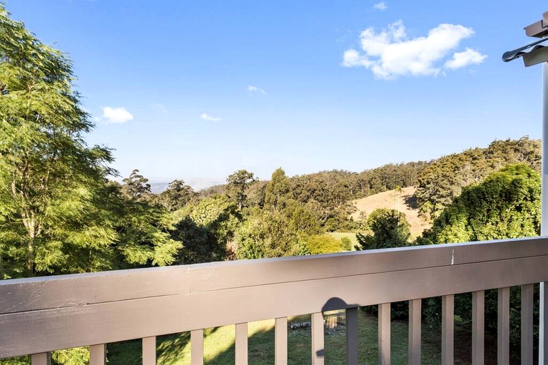 Vacation Rentals (Australia, Ravensbourne, Queensland)