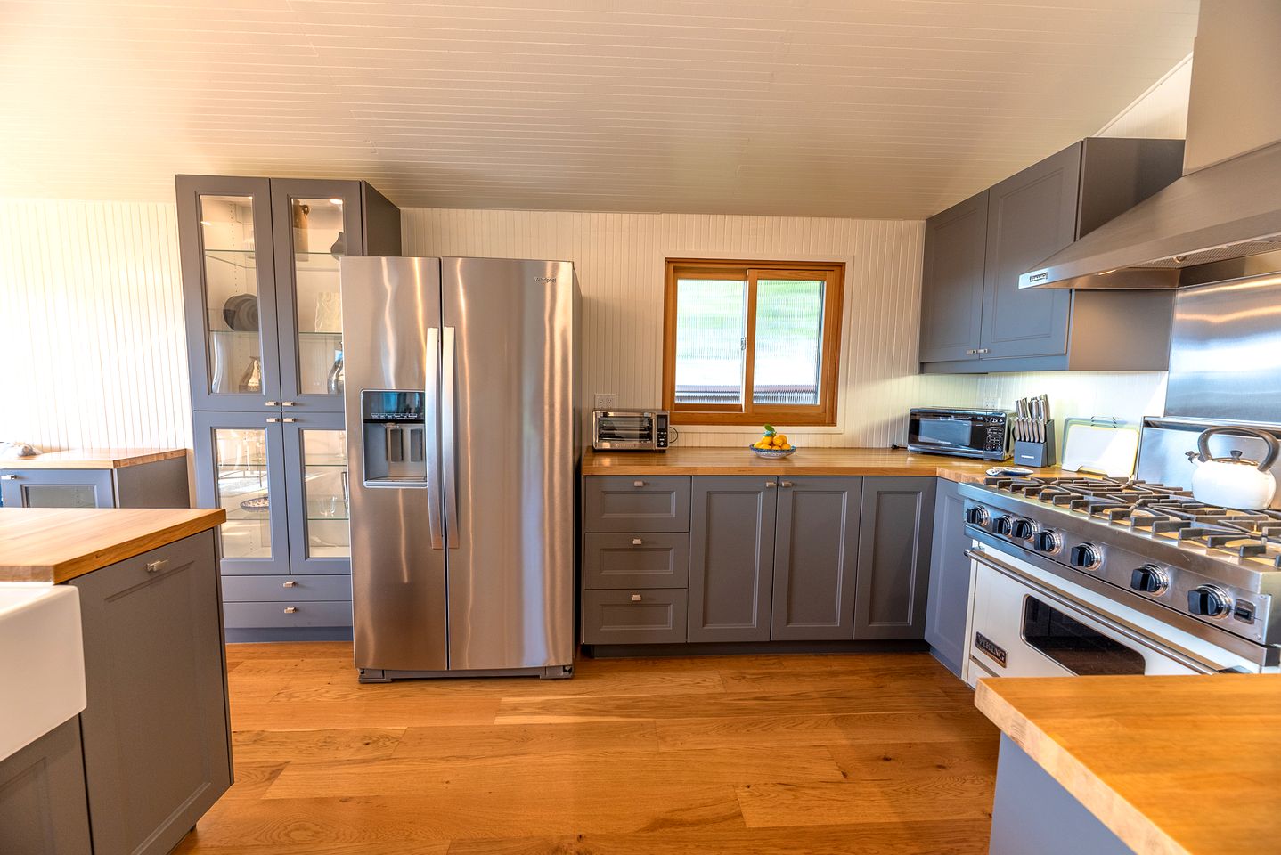 Gorgeous Coastal Cottage with Private Hot Tub in Bodega Bay, Perfect for a Weekend Escape by the Sea