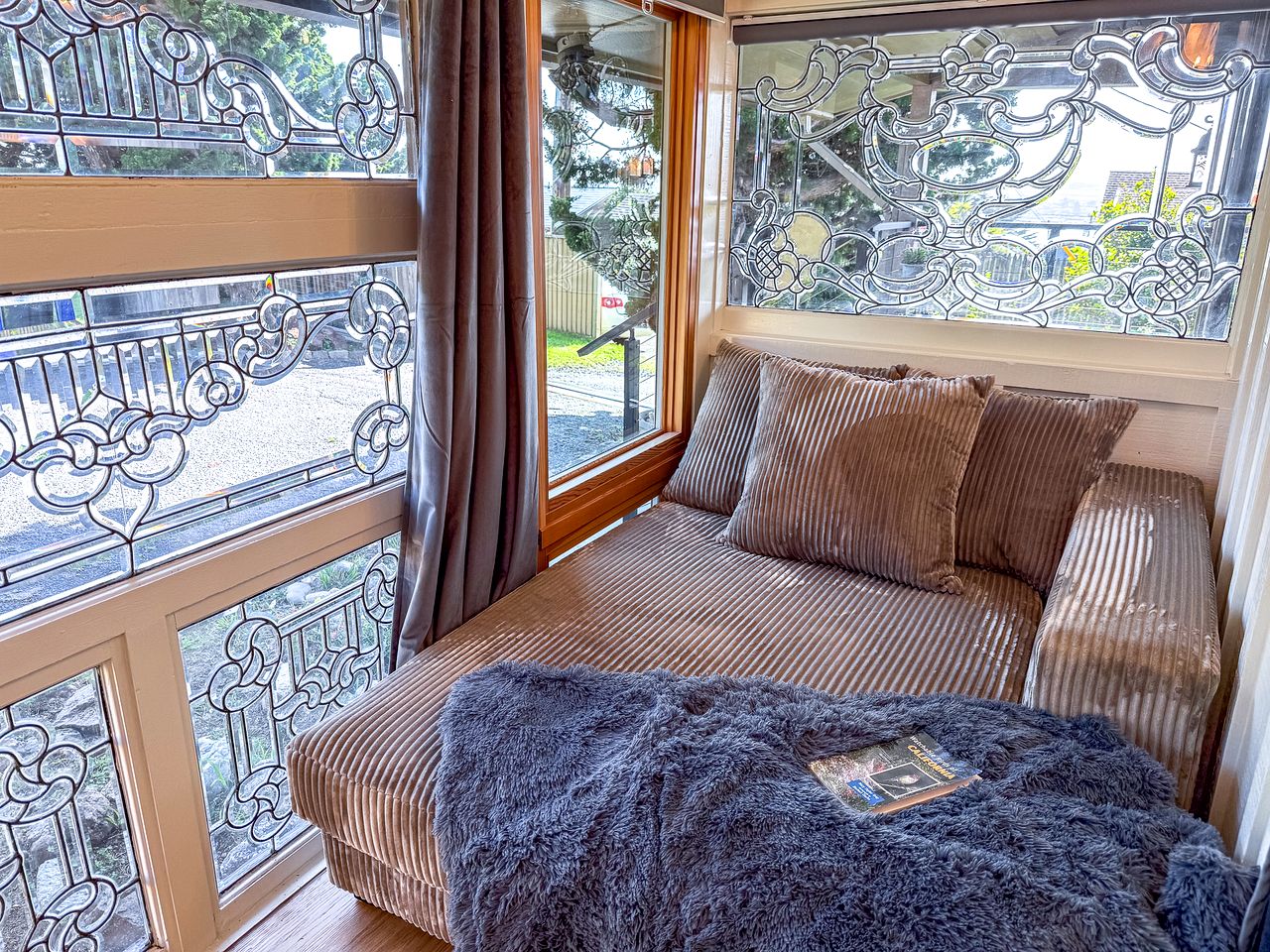 Gorgeous Coastal Cottage with Private Hot Tub in Bodega Bay, Perfect for a Weekend Escape by the Sea