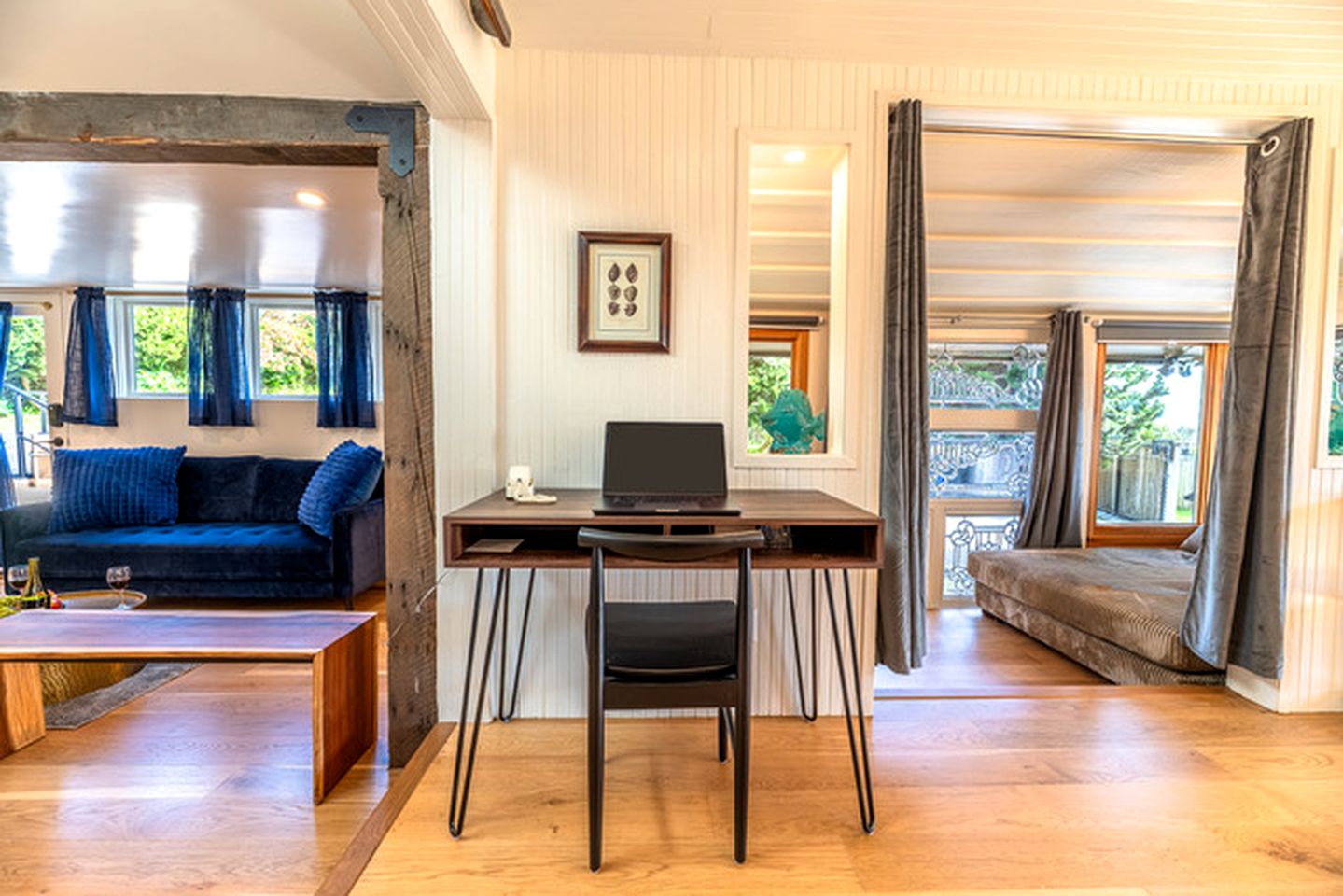 Gorgeous Coastal Cottage with Private Hot Tub in Bodega Bay, Perfect for a Weekend Escape by the Sea
