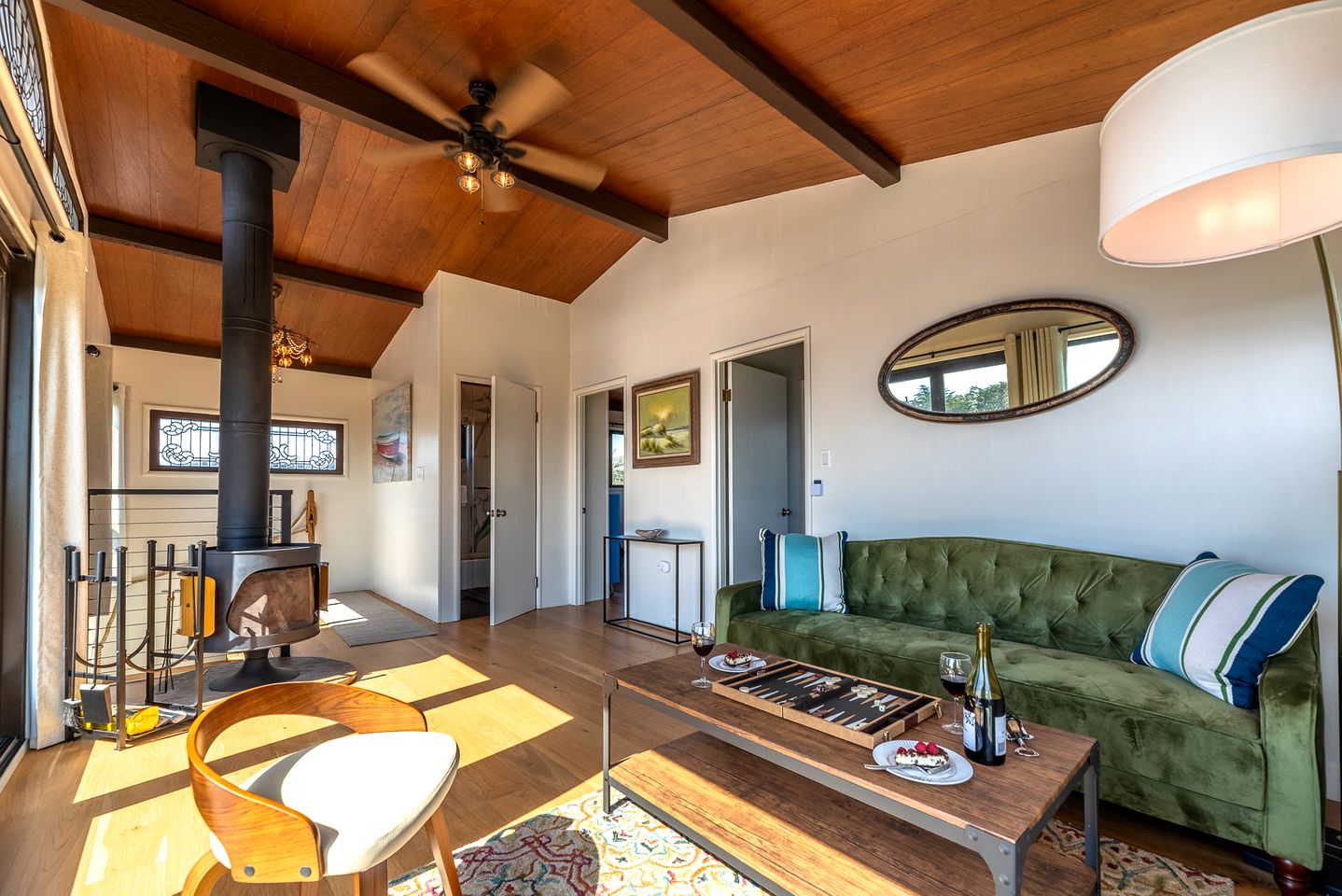 Gorgeous Coastal Cottage with Private Hot Tub in Bodega Bay, Perfect for a Weekend Escape by the Sea