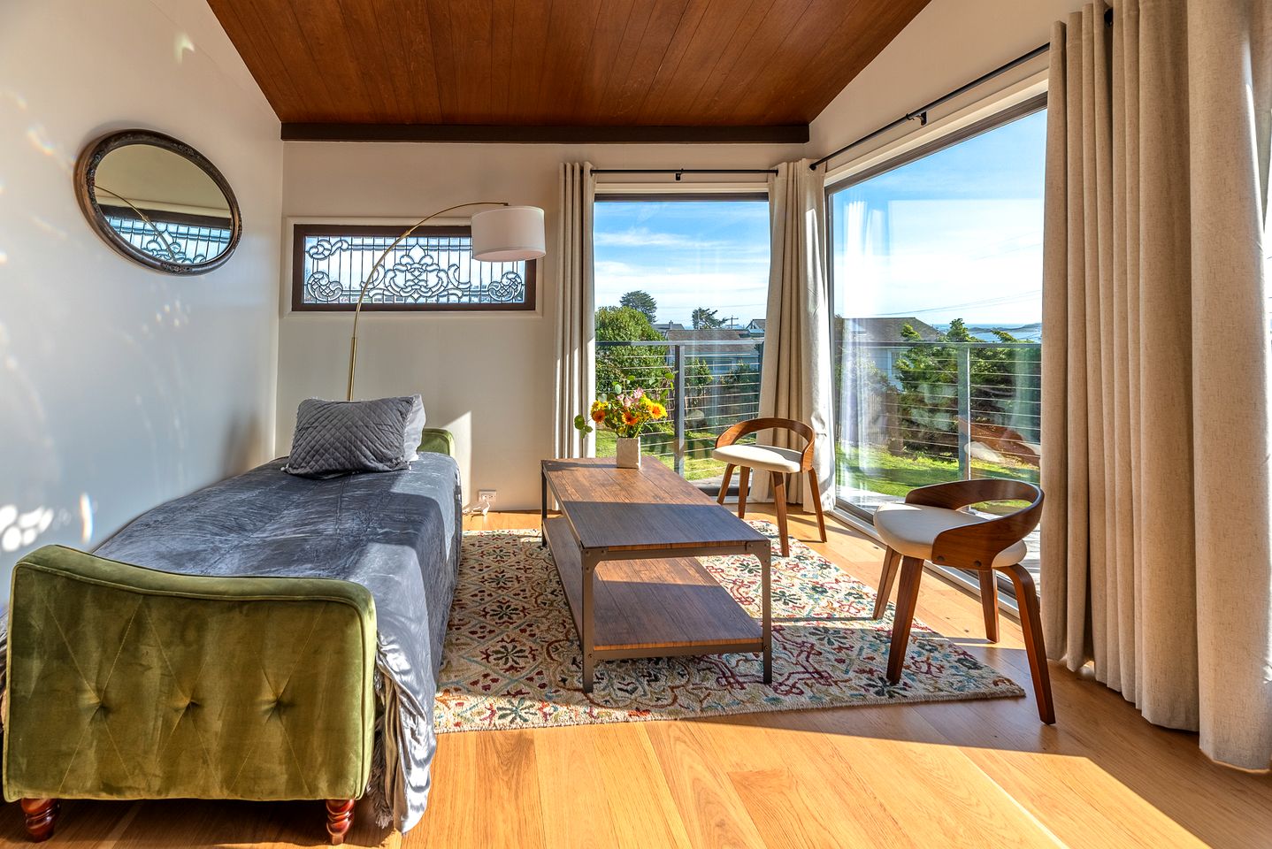 Gorgeous Coastal Cottage with Private Hot Tub in Bodega Bay, Perfect for a Weekend Escape by the Sea