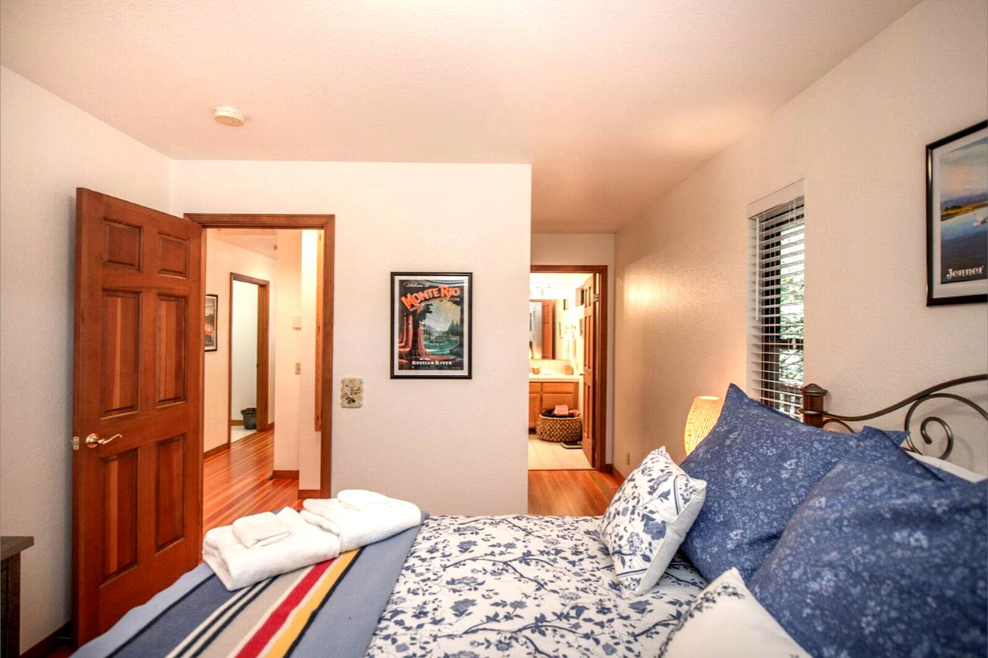 Secluded Cabin Rental with a Ping Pong Table near Johnson's Beach in California