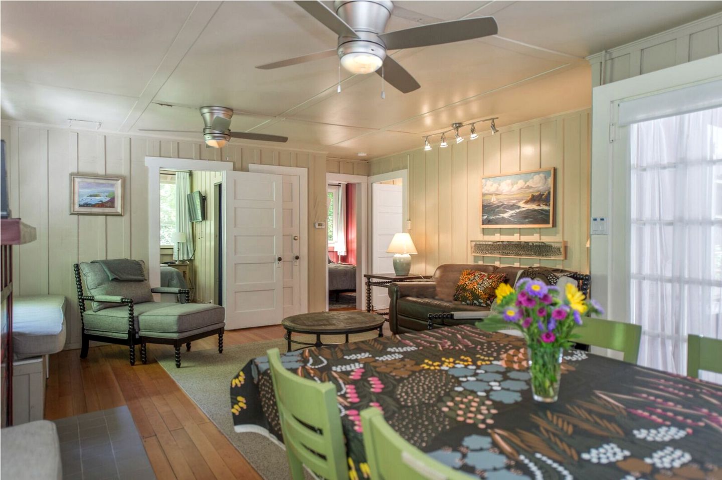 Charming Cabin Rental with Easy Access to the River in Guerneville, California