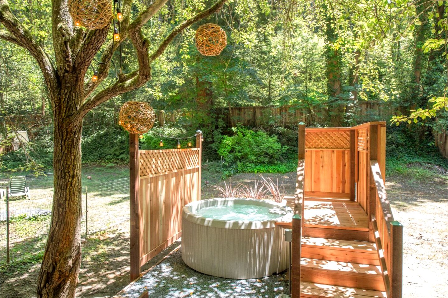 Charming Cabin Rental with Easy Access to the River in Guerneville, California