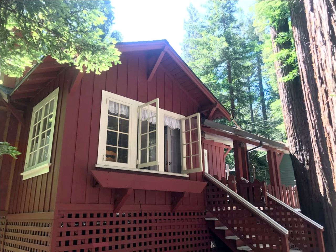 Charming Cabin Rental with Easy Access to the River in Guerneville, California