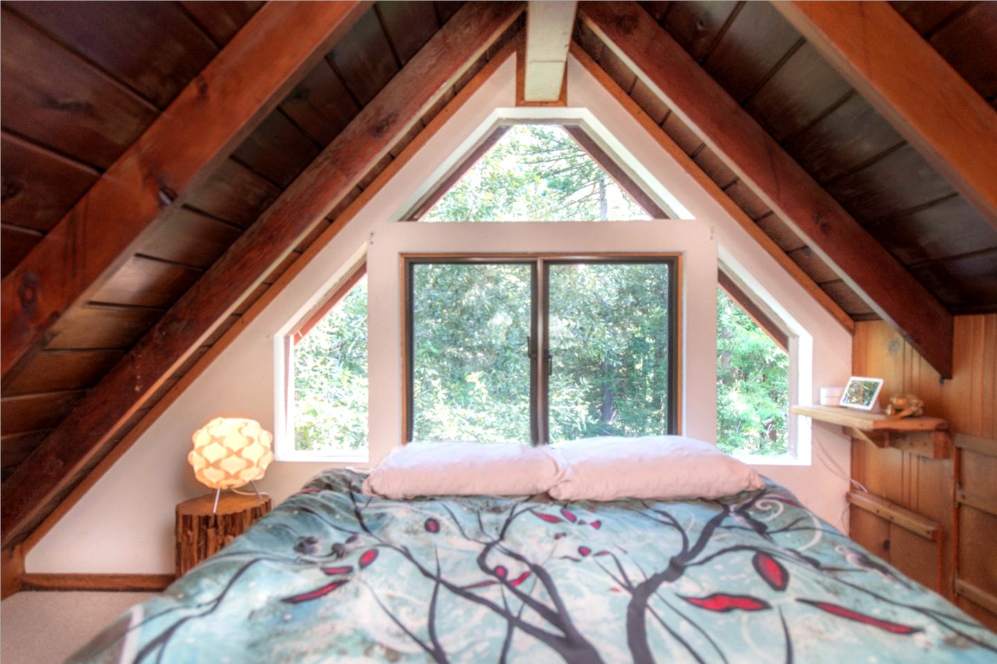 Rustic Cabin Rental with Hot Tub near the Russian River in Guerneville, California