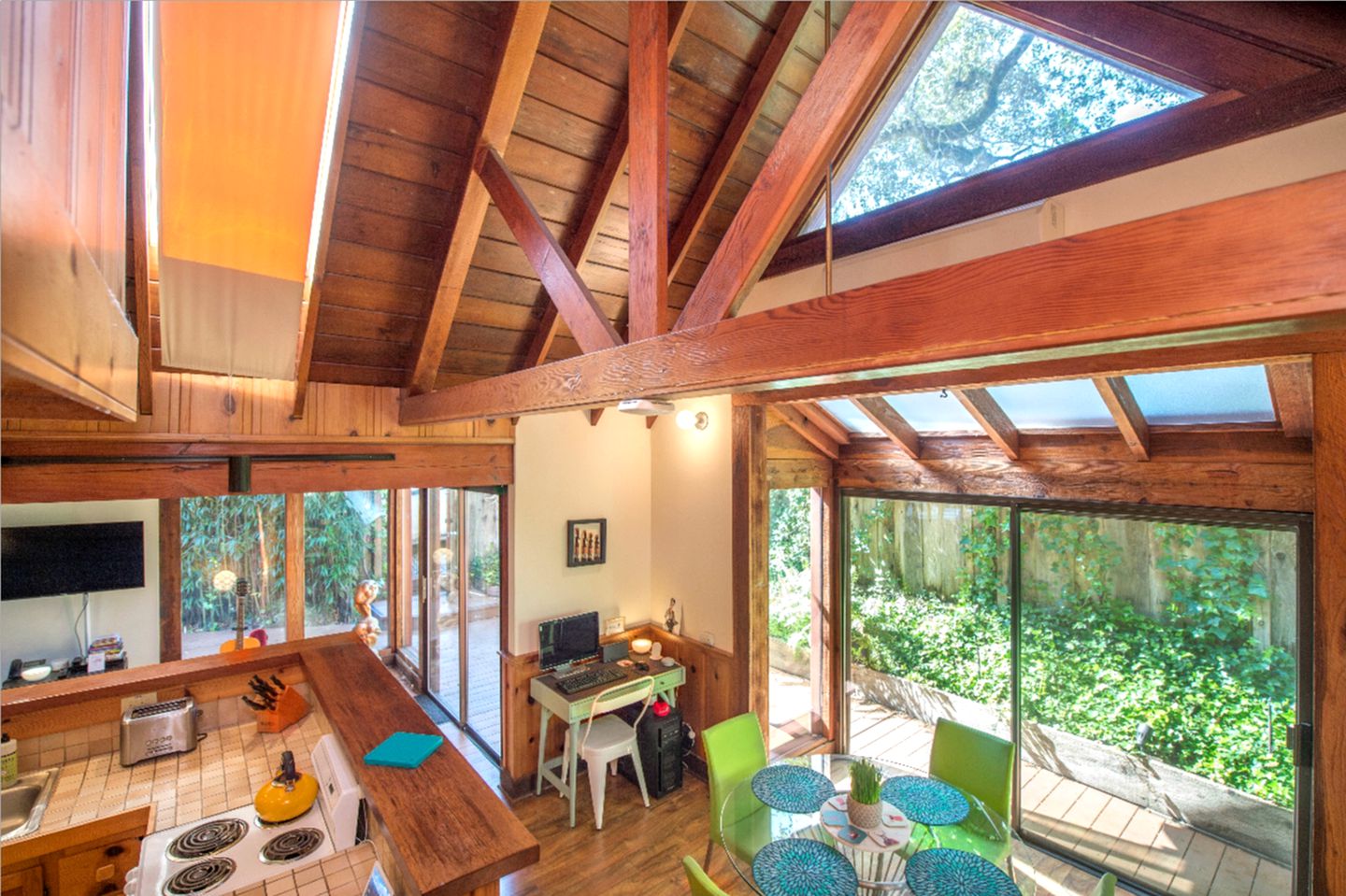 Rustic Cabin Rental with Hot Tub near the Russian River in Guerneville, California