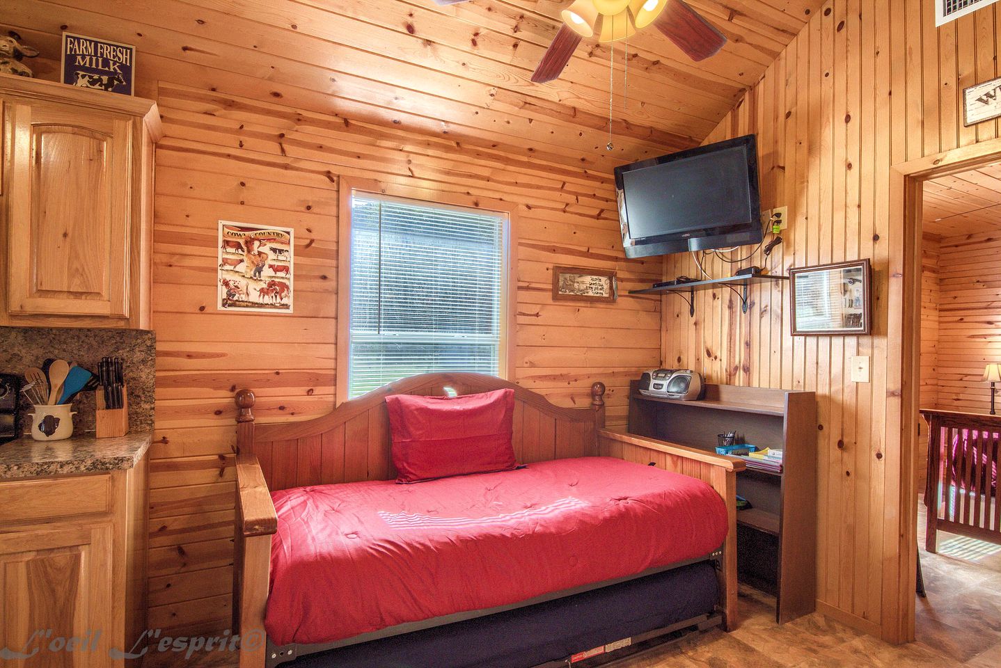 New Braunfels Glamping Cabin, Ideal for a Family Getaway in Texas