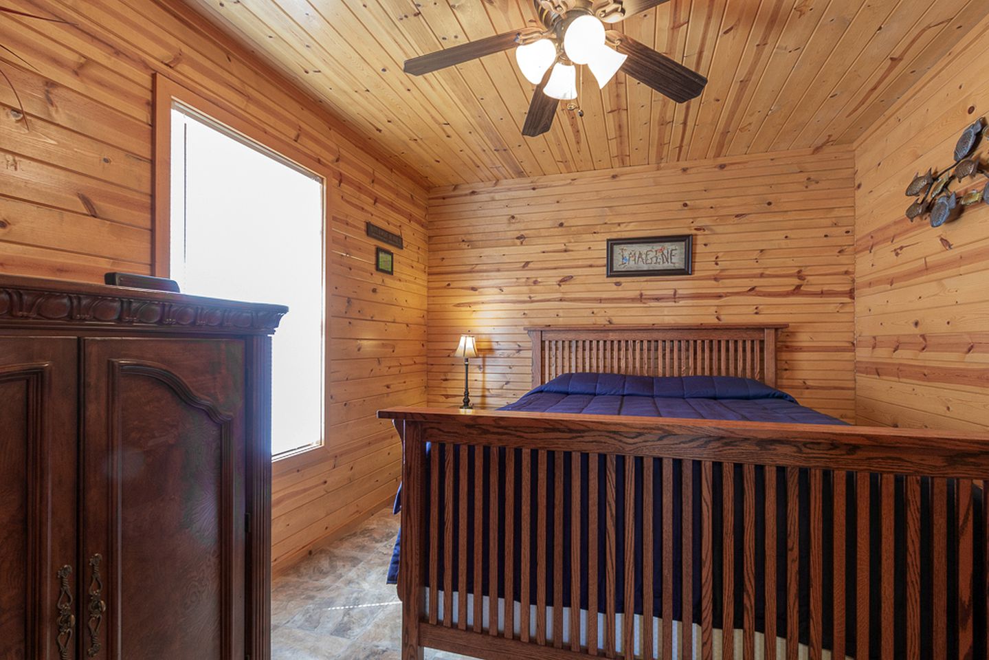 New Braunfels Glamping Cabin, Ideal for a Family Getaway in Texas