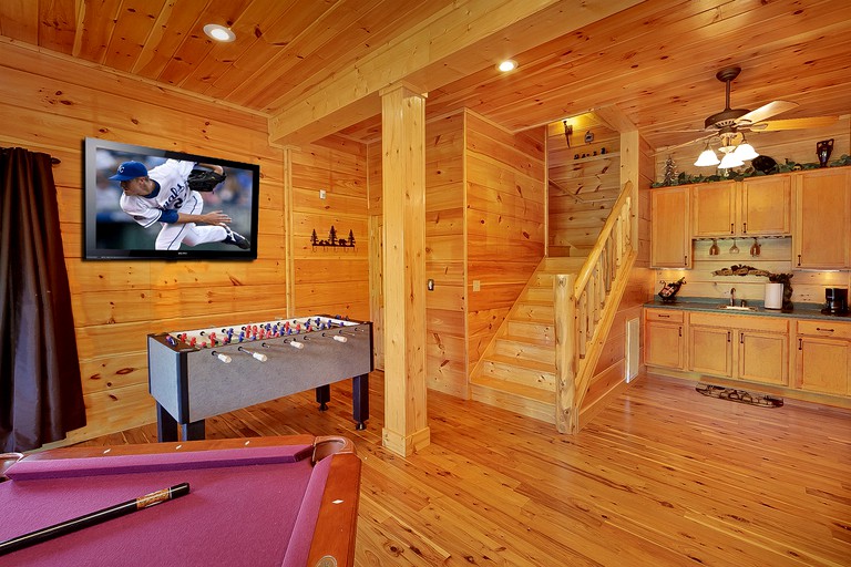 -- (United States, Gatlinburg, Tennessee)