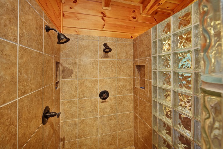 -- (United States, Gatlinburg, Tennessee)