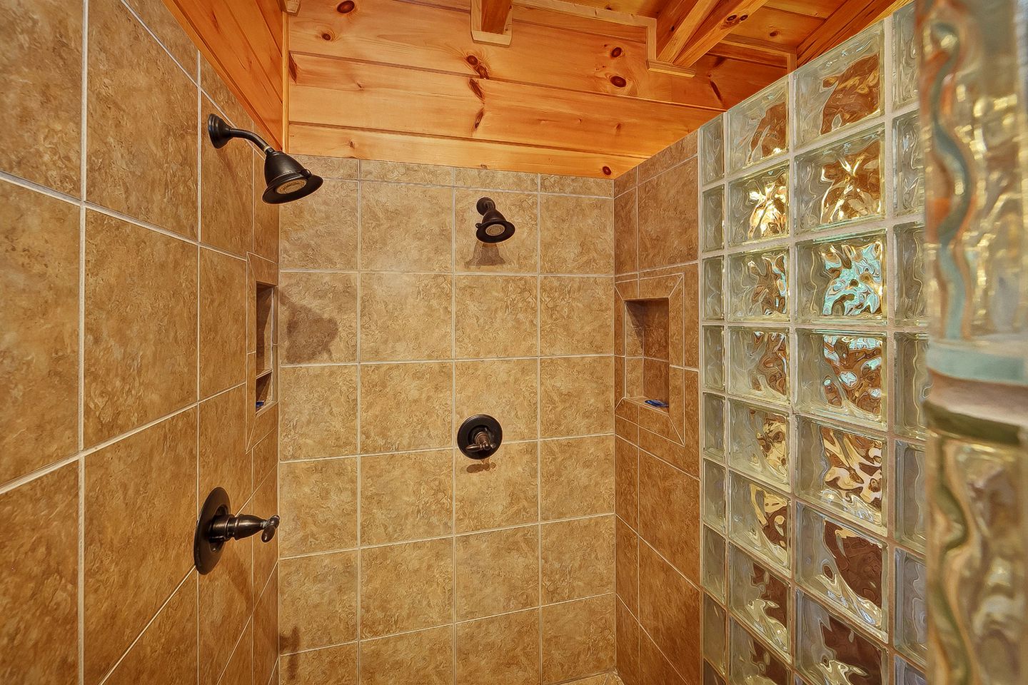 Amazing Gatlinburg Cabin Rental for a Family Vacation near the Great Smoky Mountains, TN