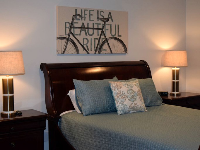 Vacation Rentals (Bracey, Virginia, United States)