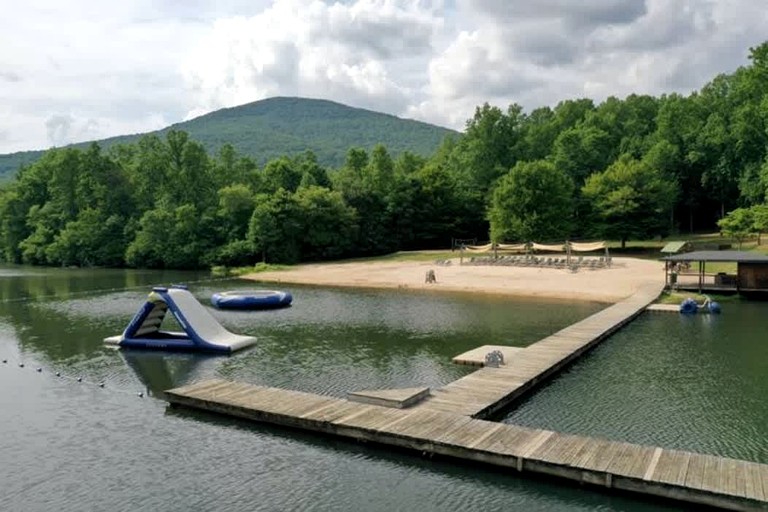 Cabins (United States of America, Wintergreen, Virginia)