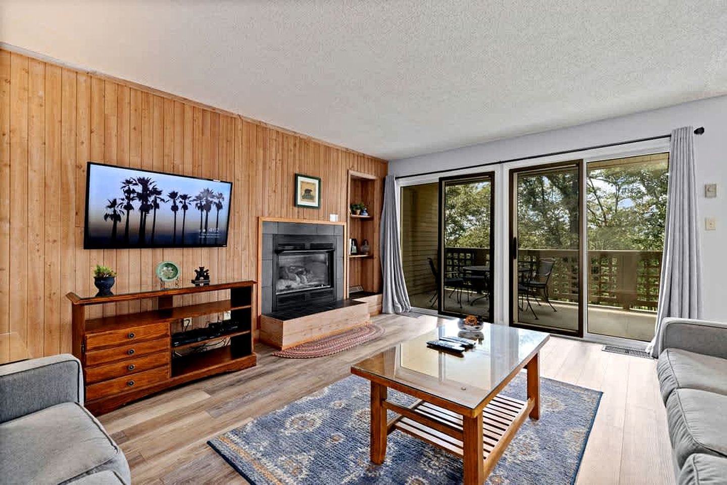 Charming Resort Retreat with Golf Course Views Near Wintergreen Resort, VA