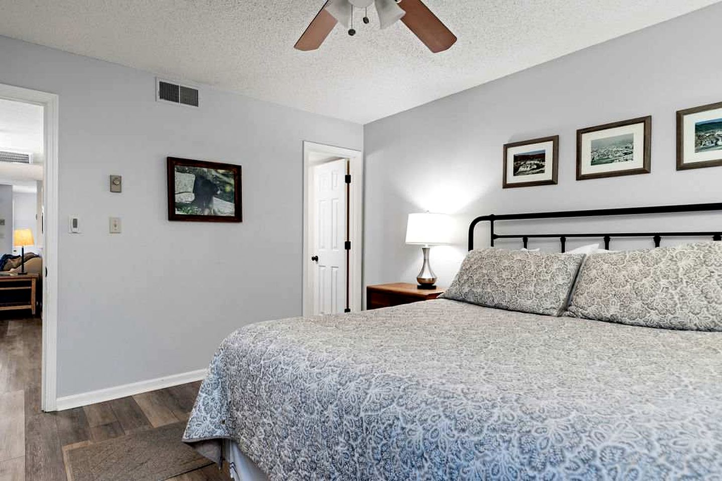 Charming Resort Retreat with Golf Course Views Near Wintergreen Resort, VA