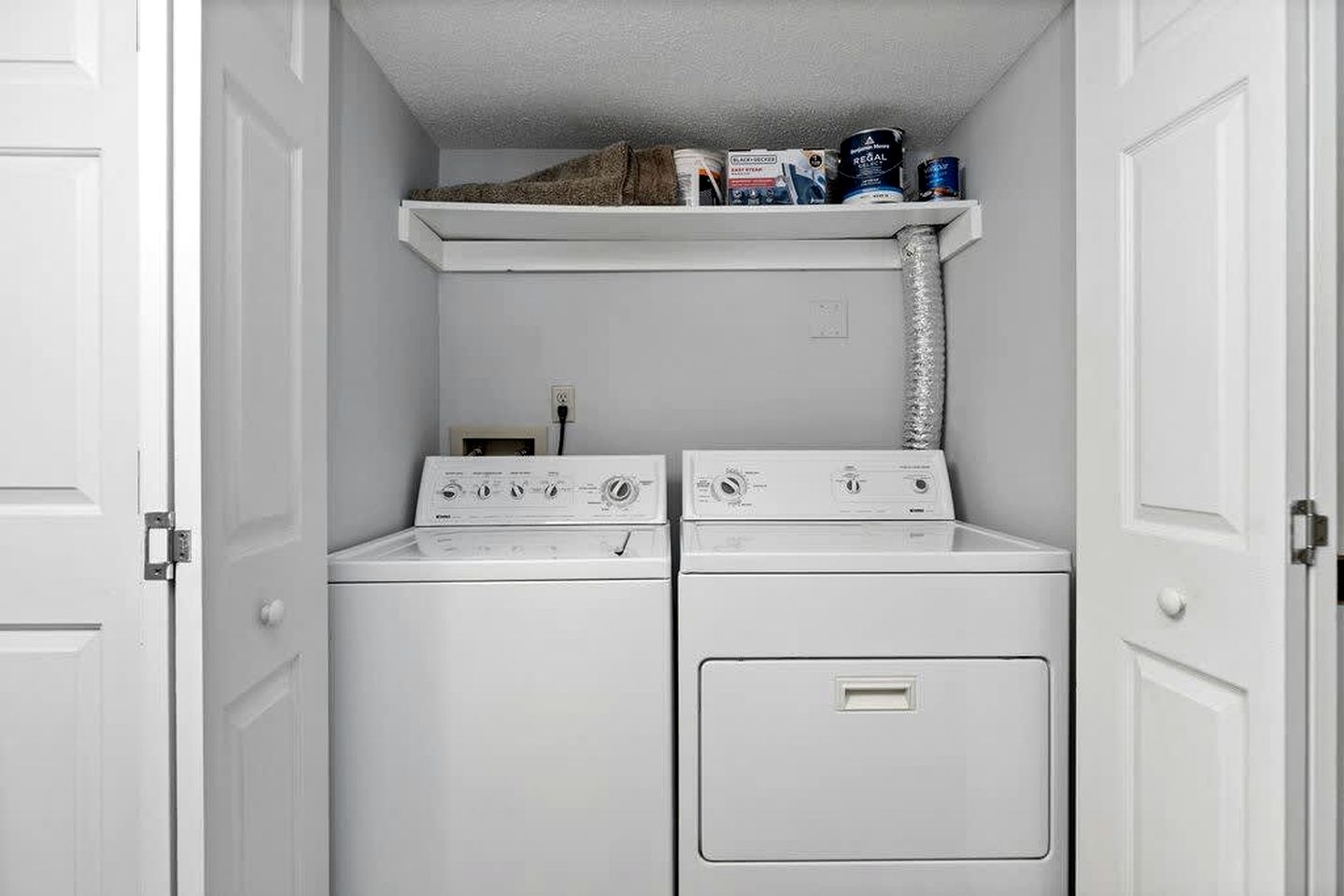 Charming Resort Retreat with Golf Course Views Near Wintergreen Resort, VA