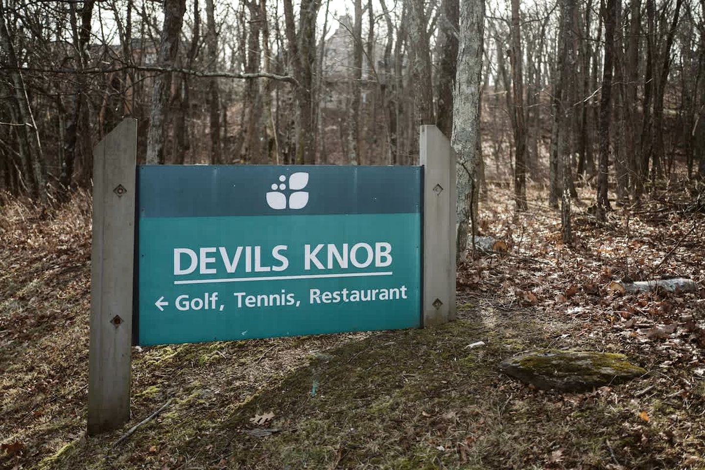 Charming Resort Retreat with Golf Course Views Near Wintergreen Resort, VA