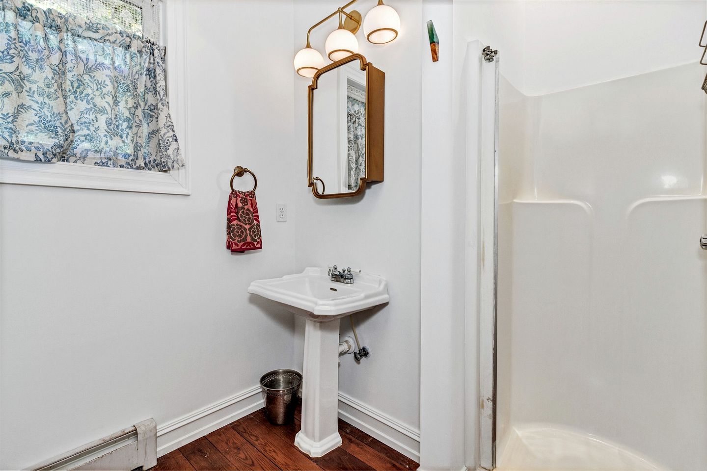 Charming Mountain Home with Expansive Deck Near Asheville in Black Mountain, North Carolina