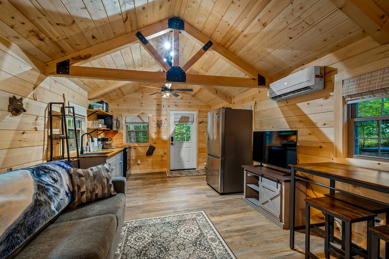 Cabins (United States of America, Mentone, Alabama)