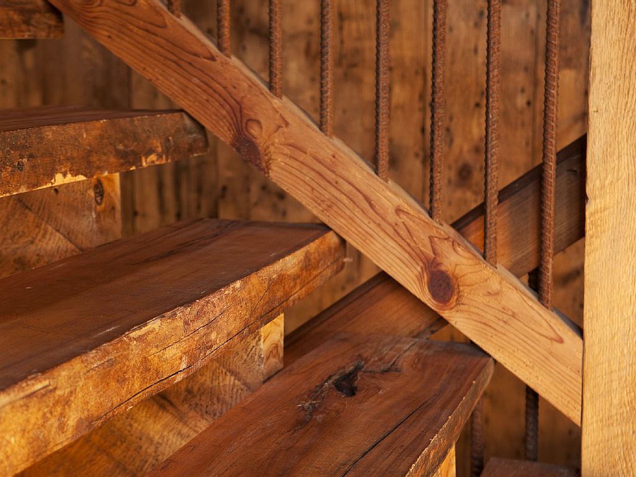 Impressive Luxury Barn Rental with Modern Features Set on Lake Superior, Wisconsin