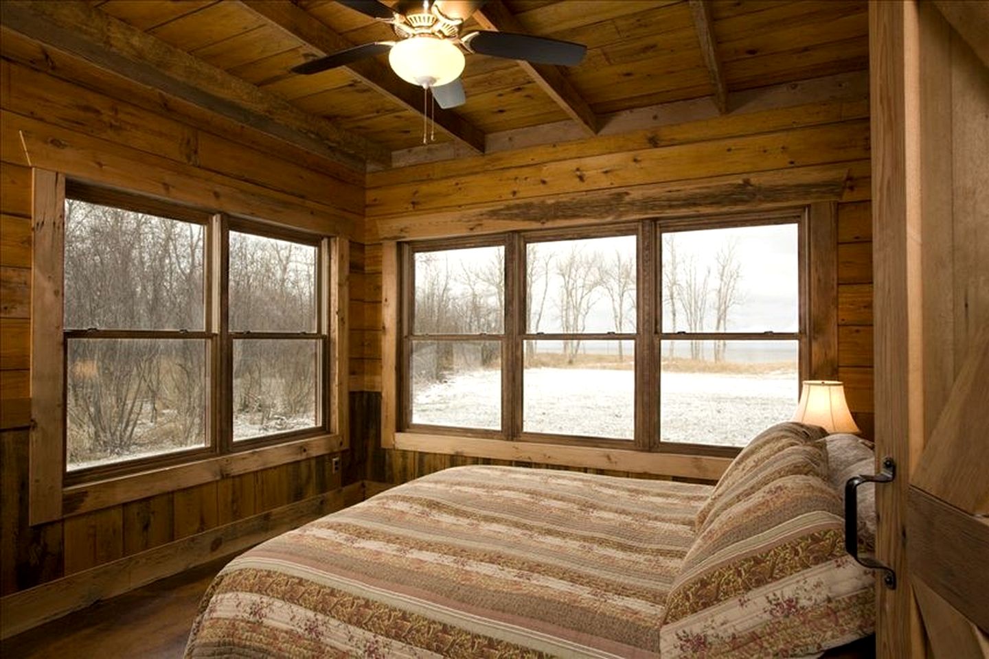 Impressive Luxury Barn Rental with Modern Features Set on Lake Superior, Wisconsin